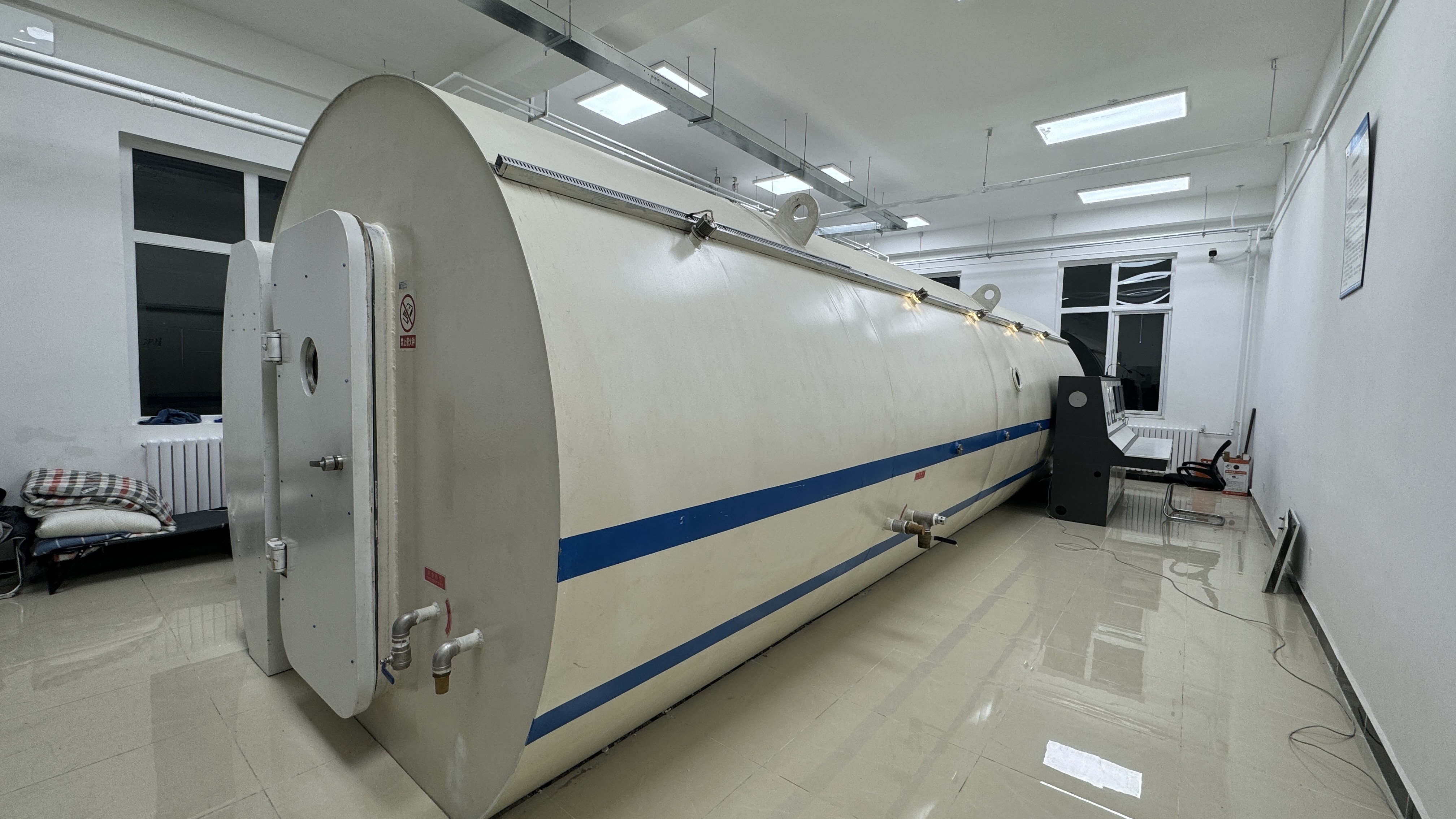 高原环境模拟舱